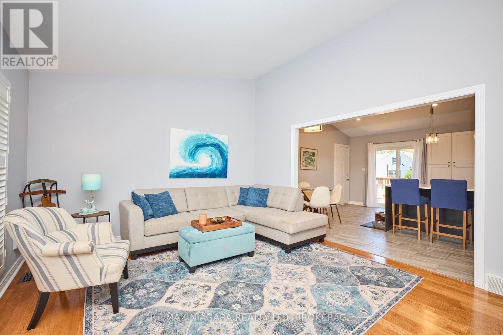 Photo 17 of 210 Gorham Road, Fort Erie ON