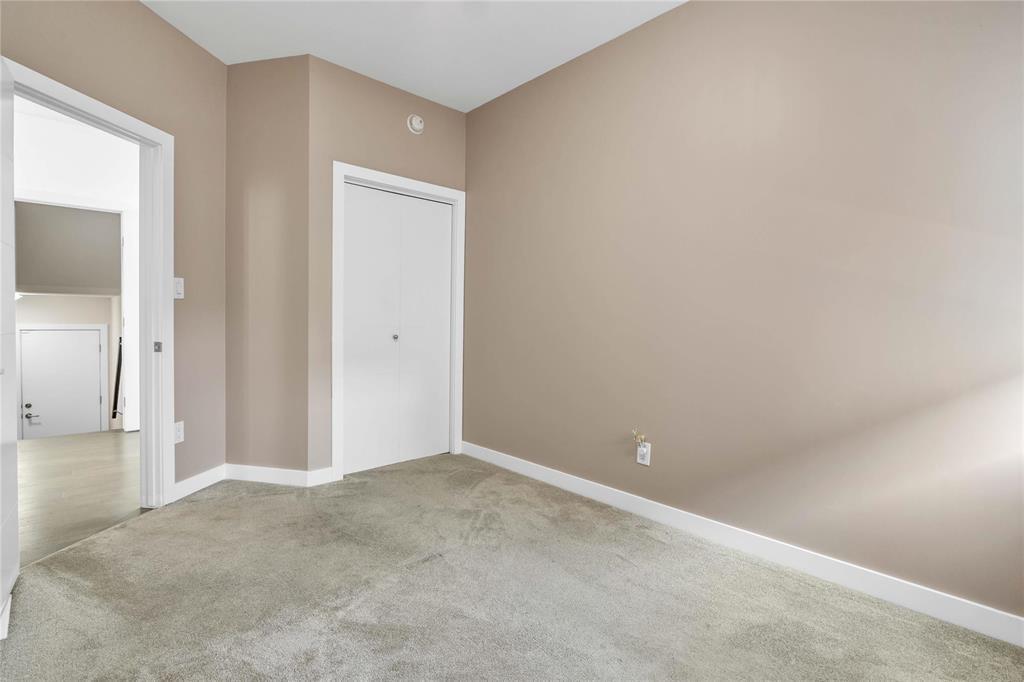 Photo 2 of 159 Del Monica Road, Winnipeg MB