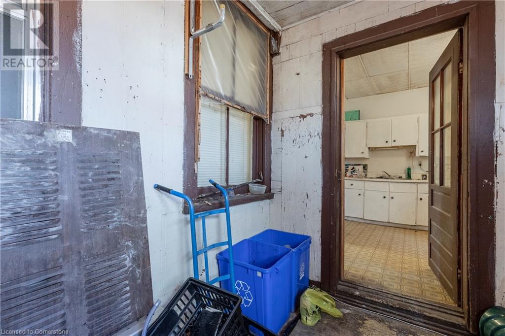Photo 29 of 227 Wellington Street N, Hamilton ON