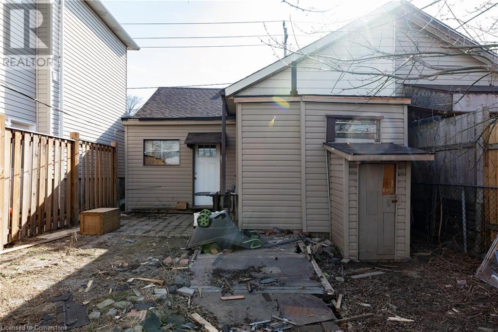 Photo 2 of 227 Wellington Street N, Hamilton ON