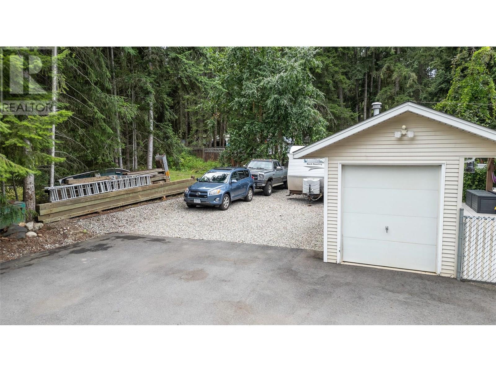 Photo 33 of 2662 Blind Bay Road, Blind Bay BC