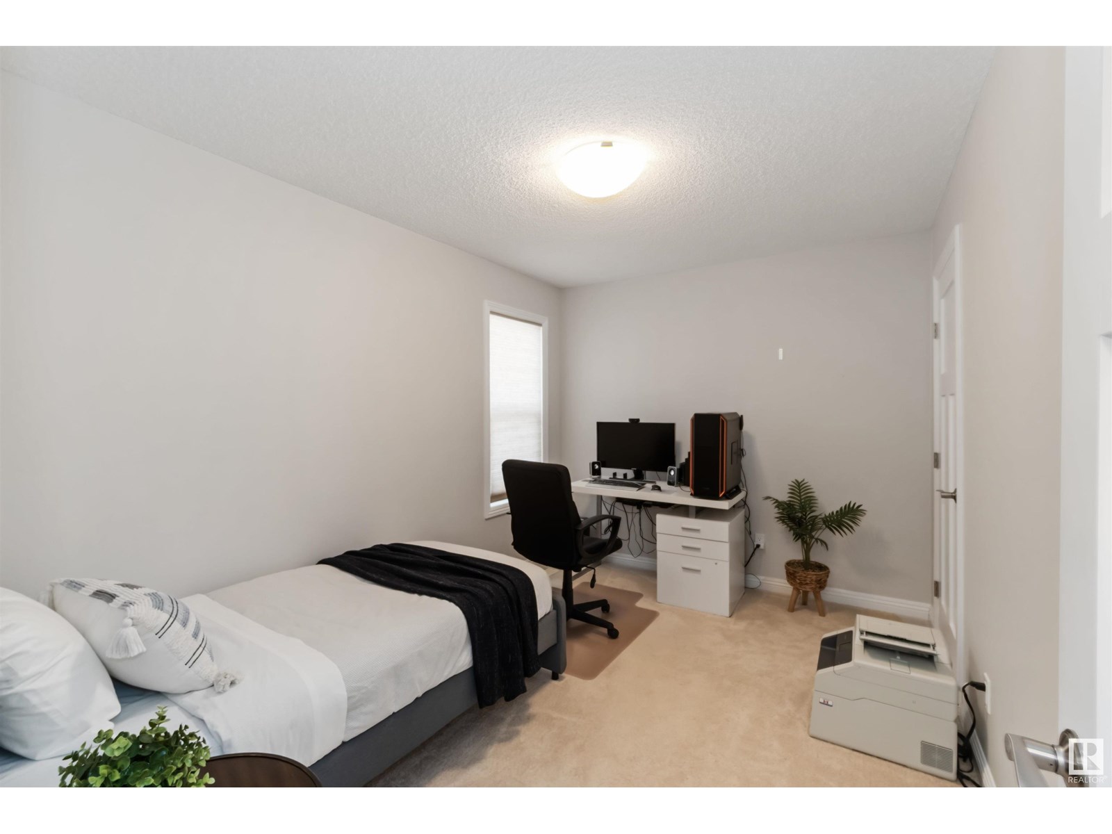 Photo 37 of 5321 Schonsee Dr Nw Nw, Edmonton AB