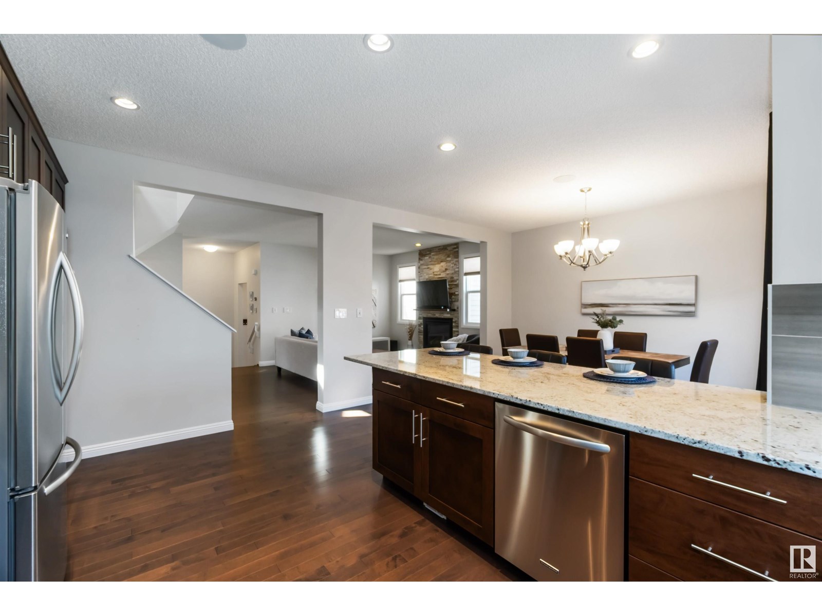 Photo 42 of 5321 Schonsee Dr Nw Nw, Edmonton AB
