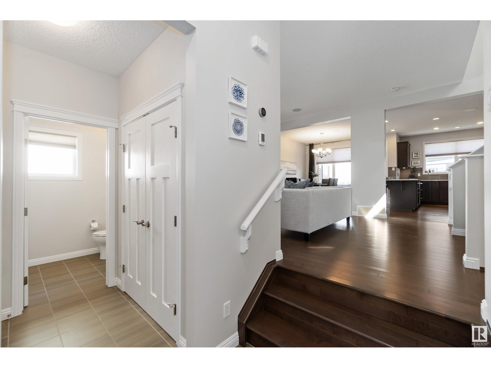 Photo 32 of 5321 Schonsee Dr Nw Nw, Edmonton AB