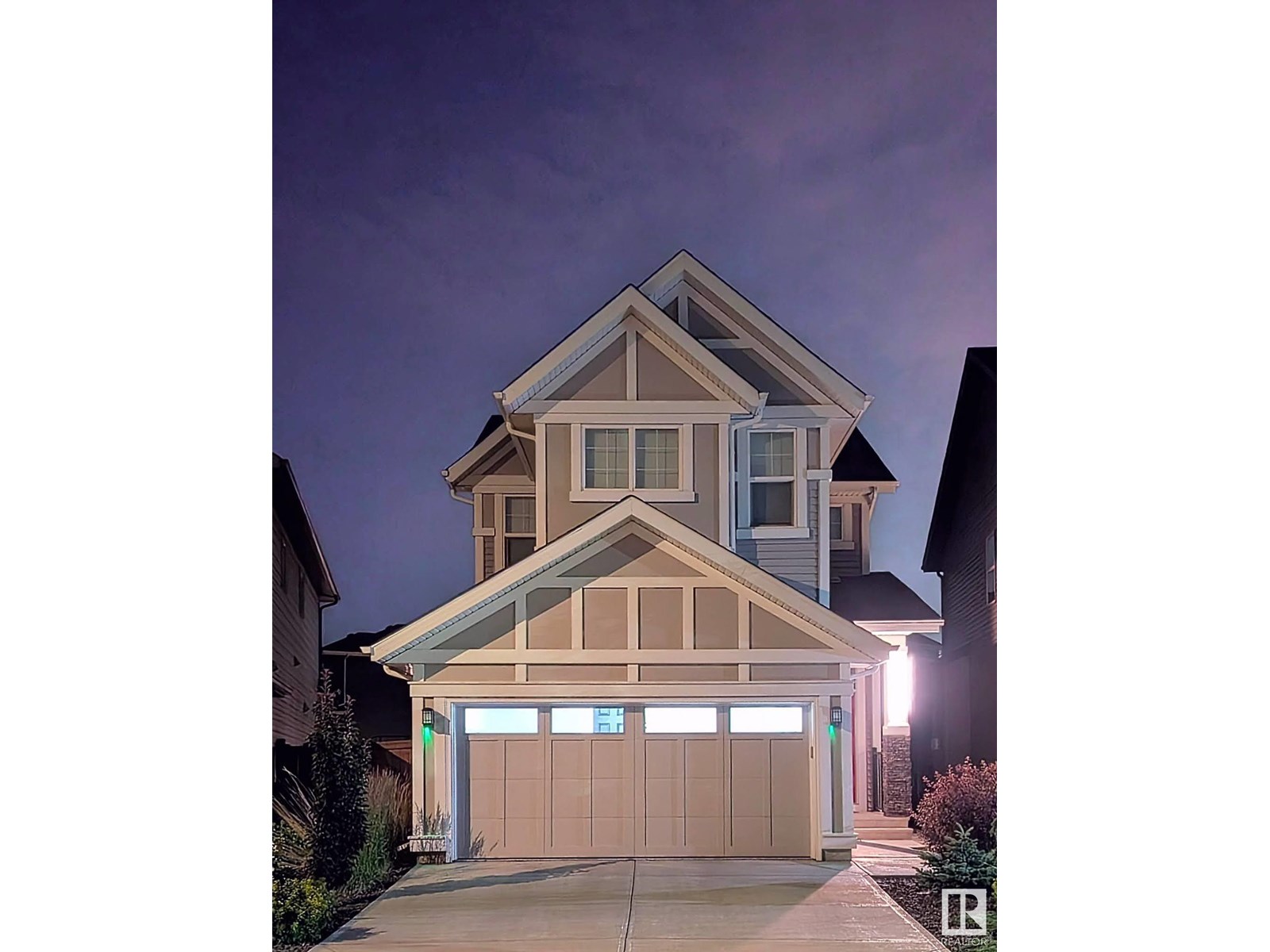 Photo 13 of 5321 Schonsee Dr Nw Nw, Edmonton AB
