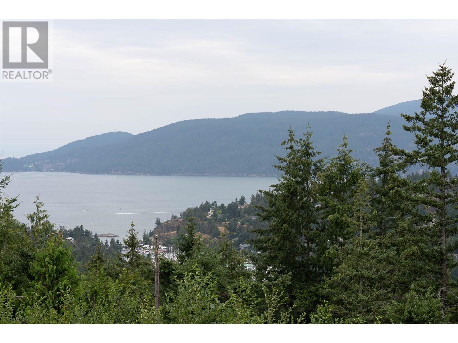 Photo 25 of 4783 Westwood Place, West Vancouver BC