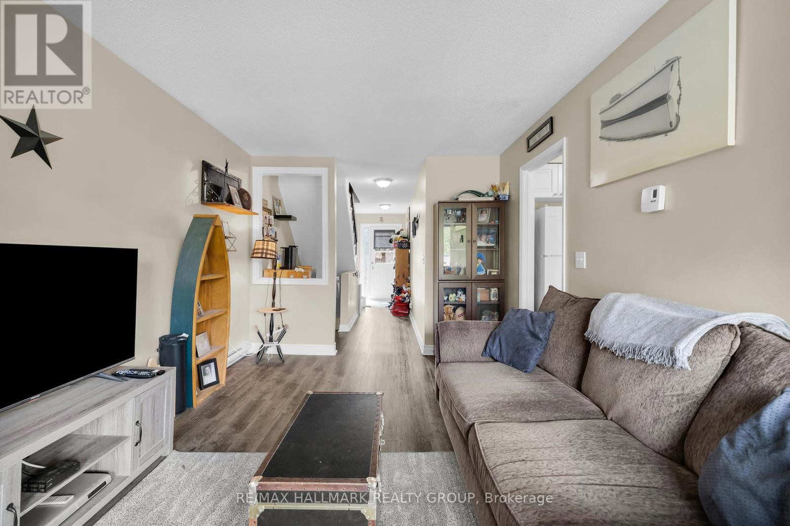 Photo 17 of 69 1231 Millwood Avenue, Brockville ON