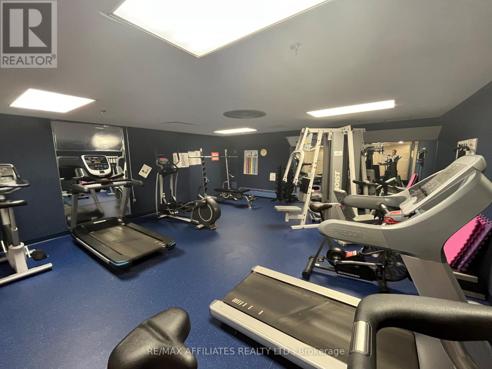 Photo 17 of 407 555 Brittany Drive, Ottawa ON