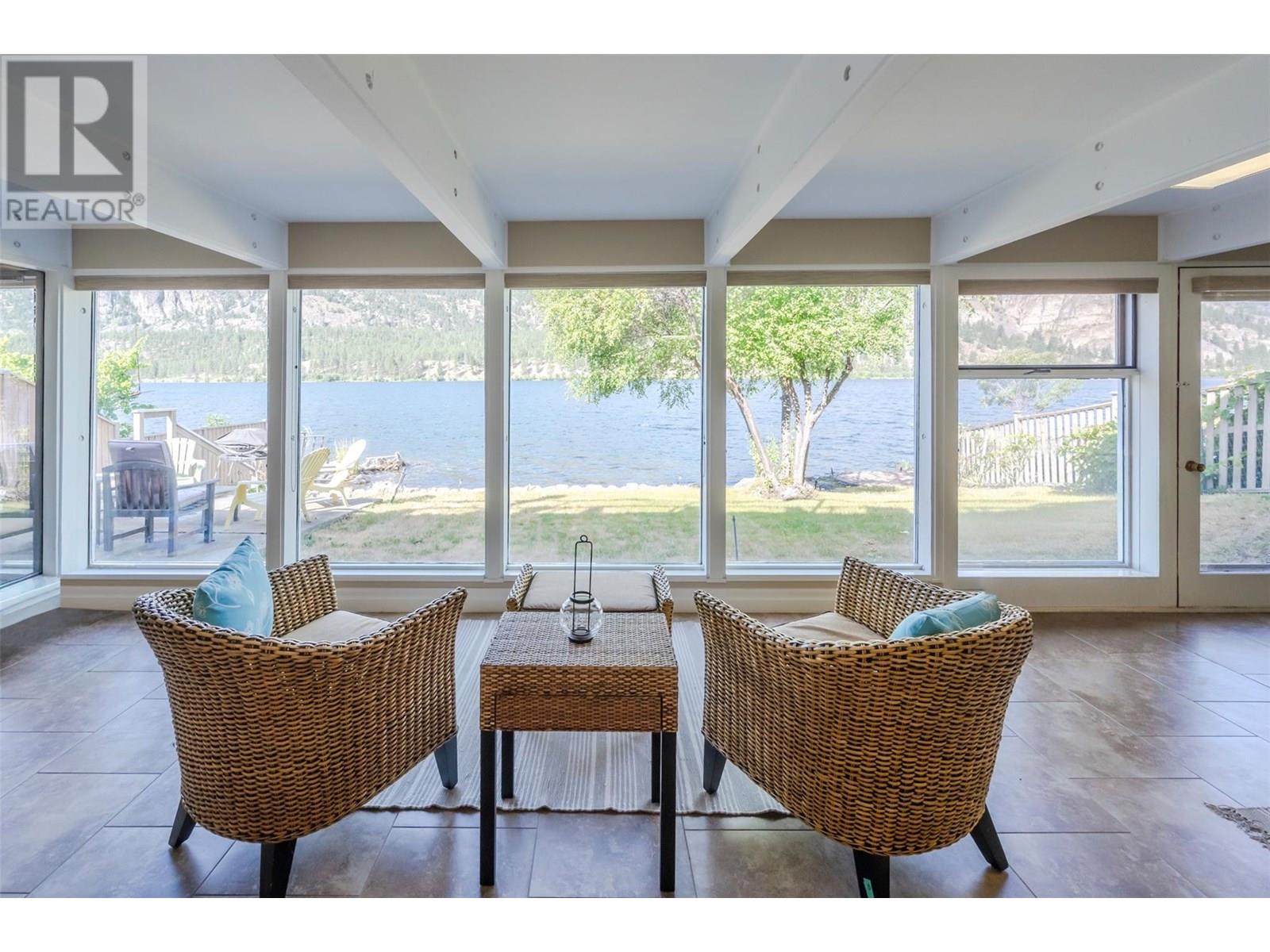 3120 Vaseux Lake Crescent, Okanagan Falls