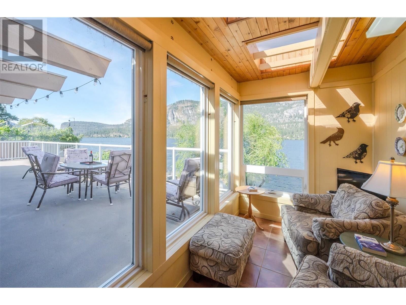 3120 Vaseux Lake Crescent, Okanagan Falls