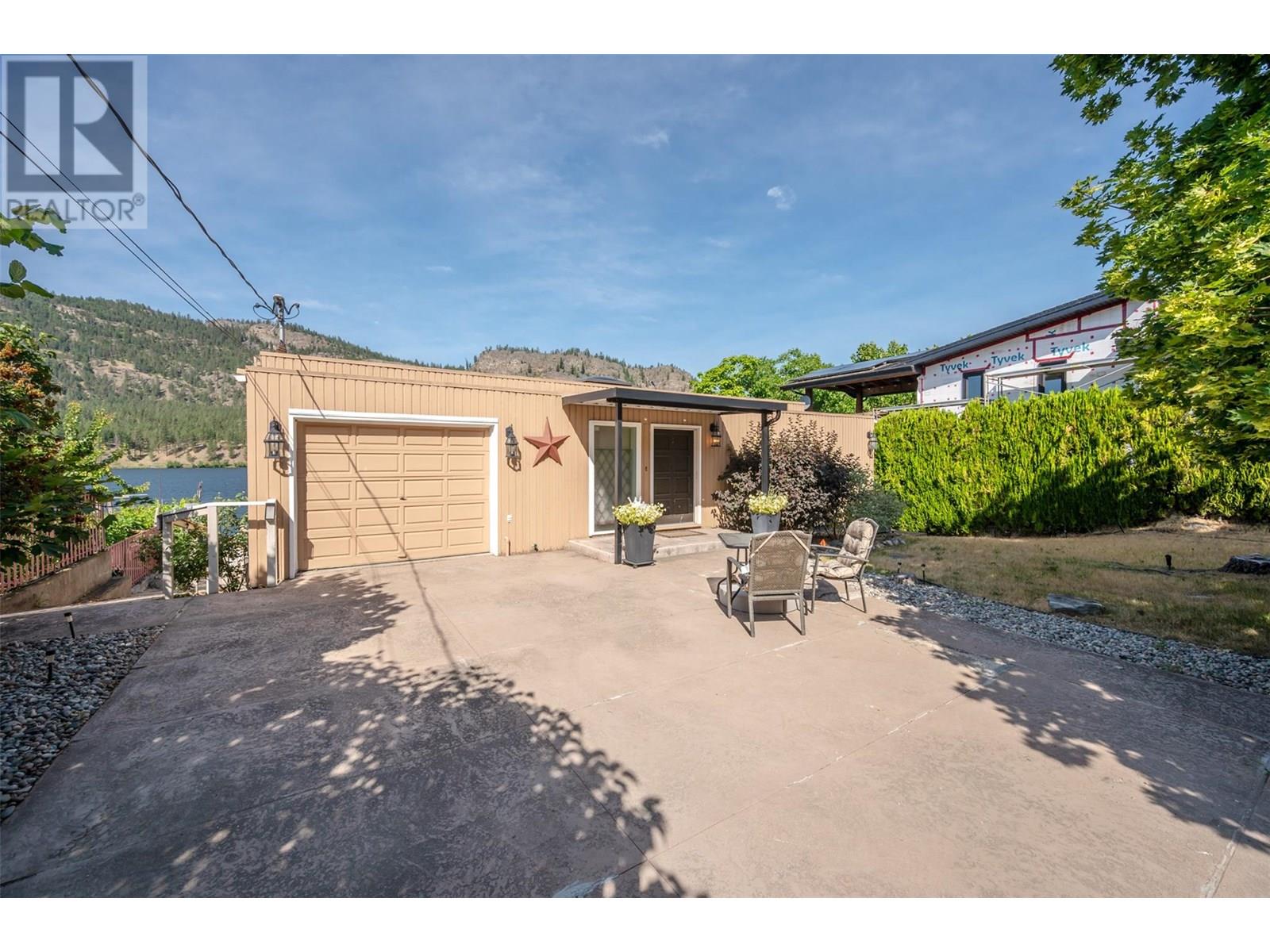 3120 Vaseux Lake Crescent, Okanagan Falls