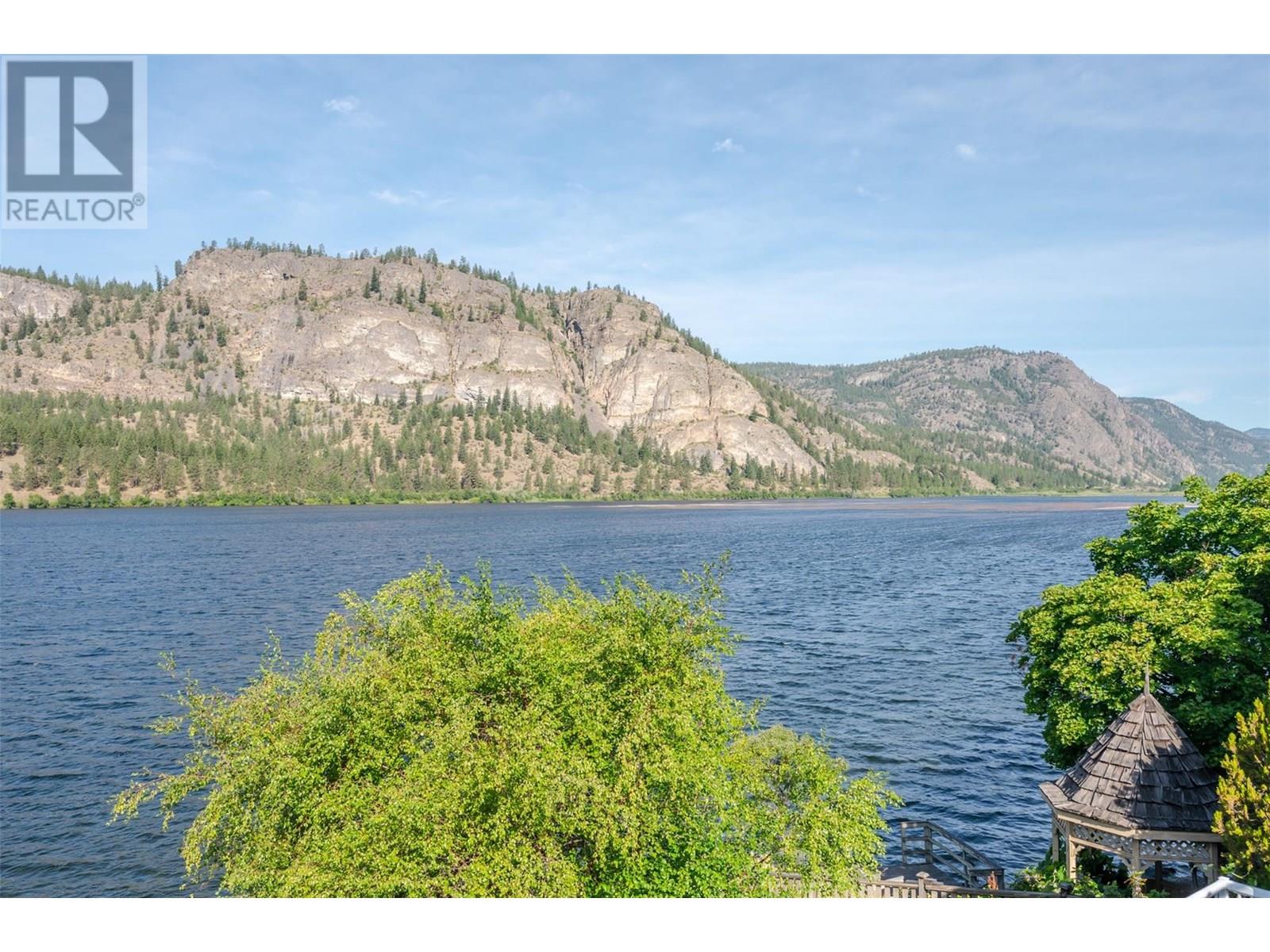 3120 Vaseux Lake Crescent, Okanagan Falls
