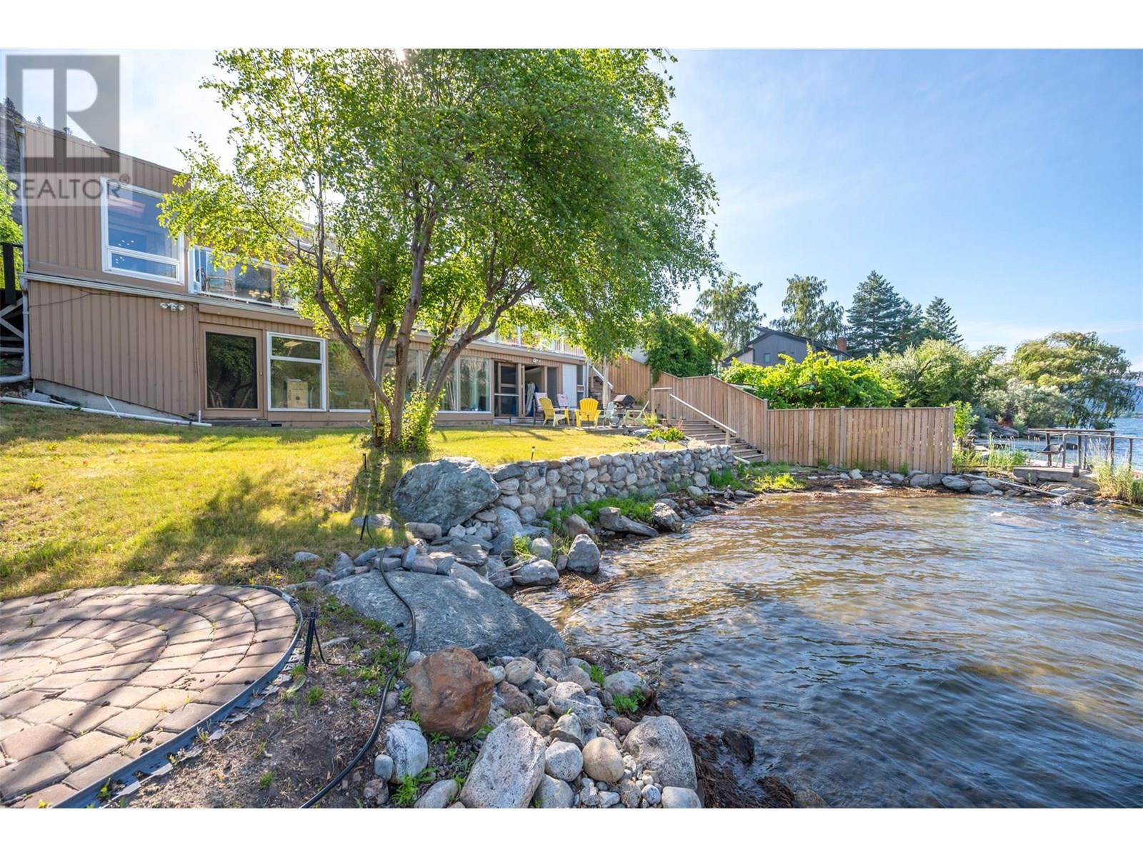 3120 Vaseux Lake Crescent, Okanagan Falls