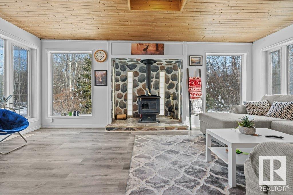 Photo 11 of 4 54113 Rge Road 13, Rural Parkland County AB