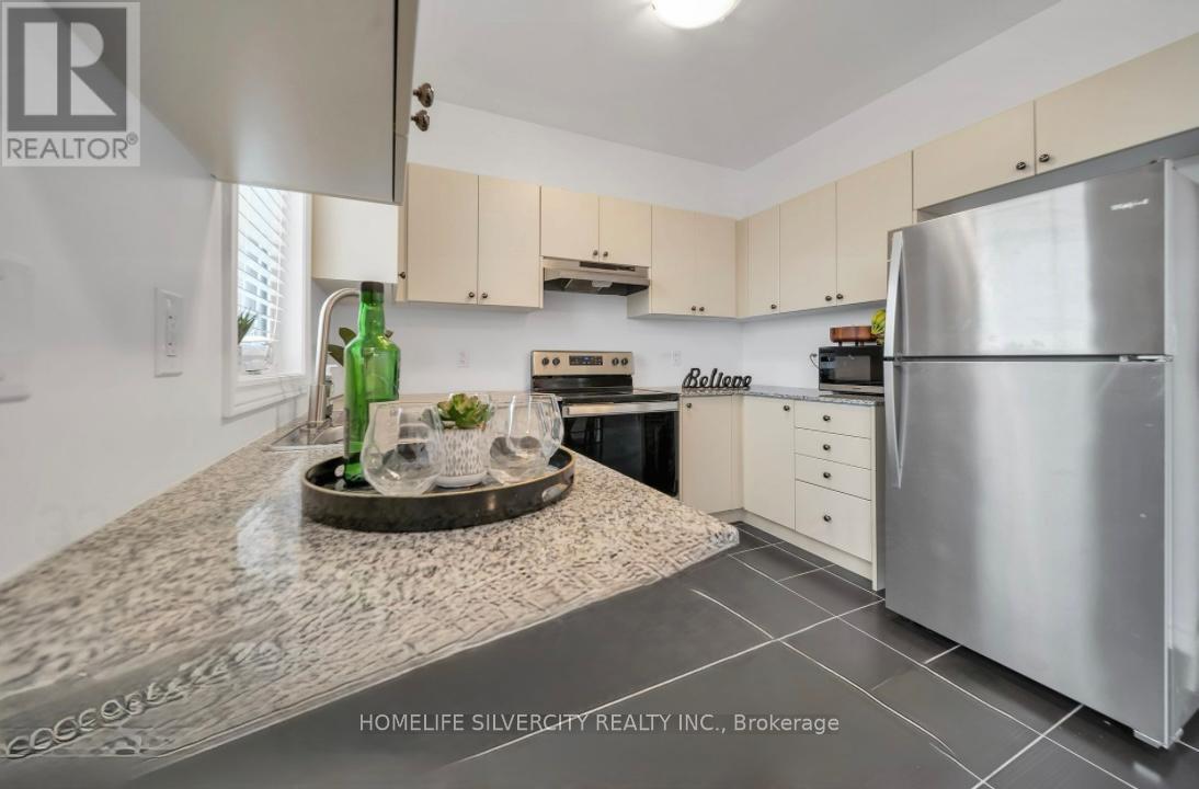 Photo 6 of 32 Mackenzie Street, Southgate ON