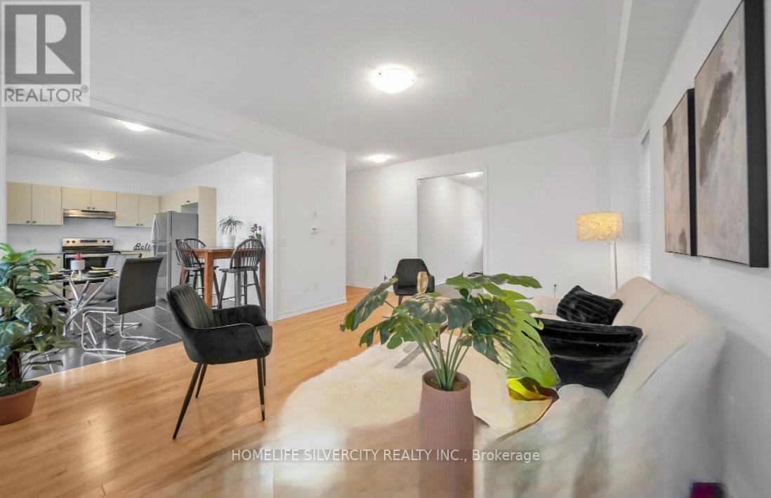 Photo 14 of 32 Mackenzie Street, Southgate ON