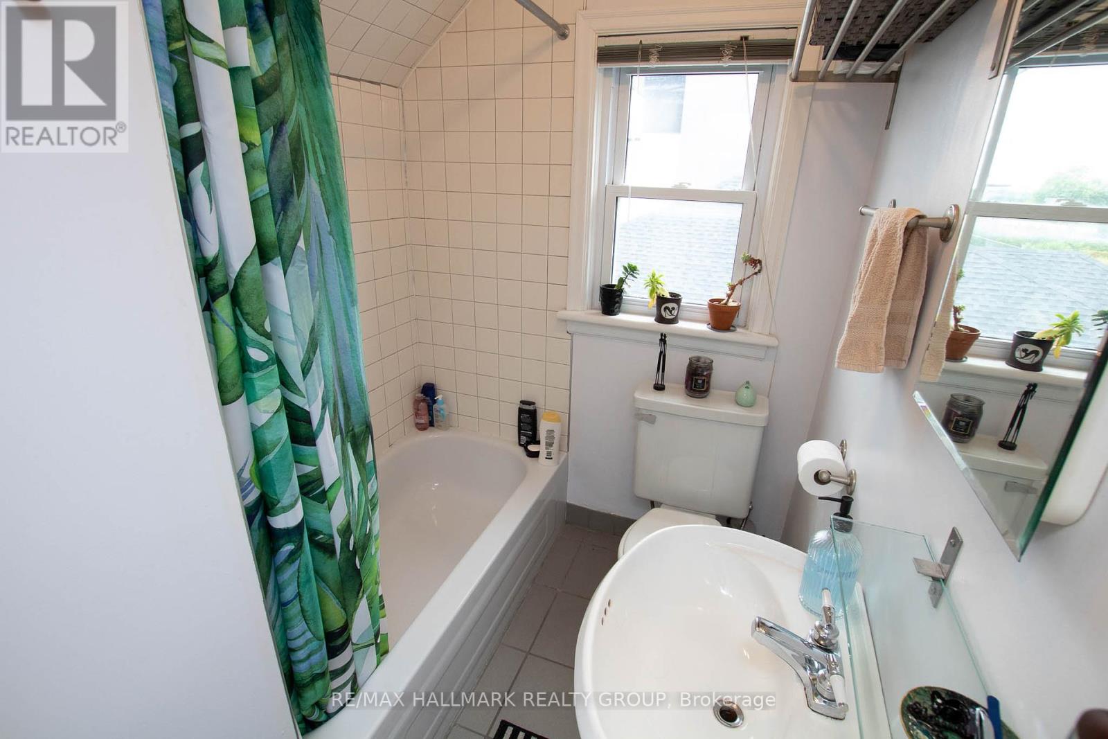 Photo 19 of 2 359 Dominion Avenue, Ottawa ON