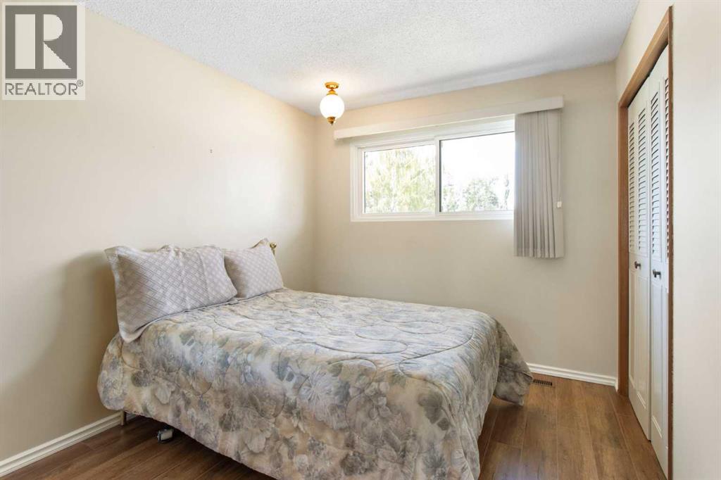 Photo 12 of 5003 Vantage Crescent Nw, Calgary AB