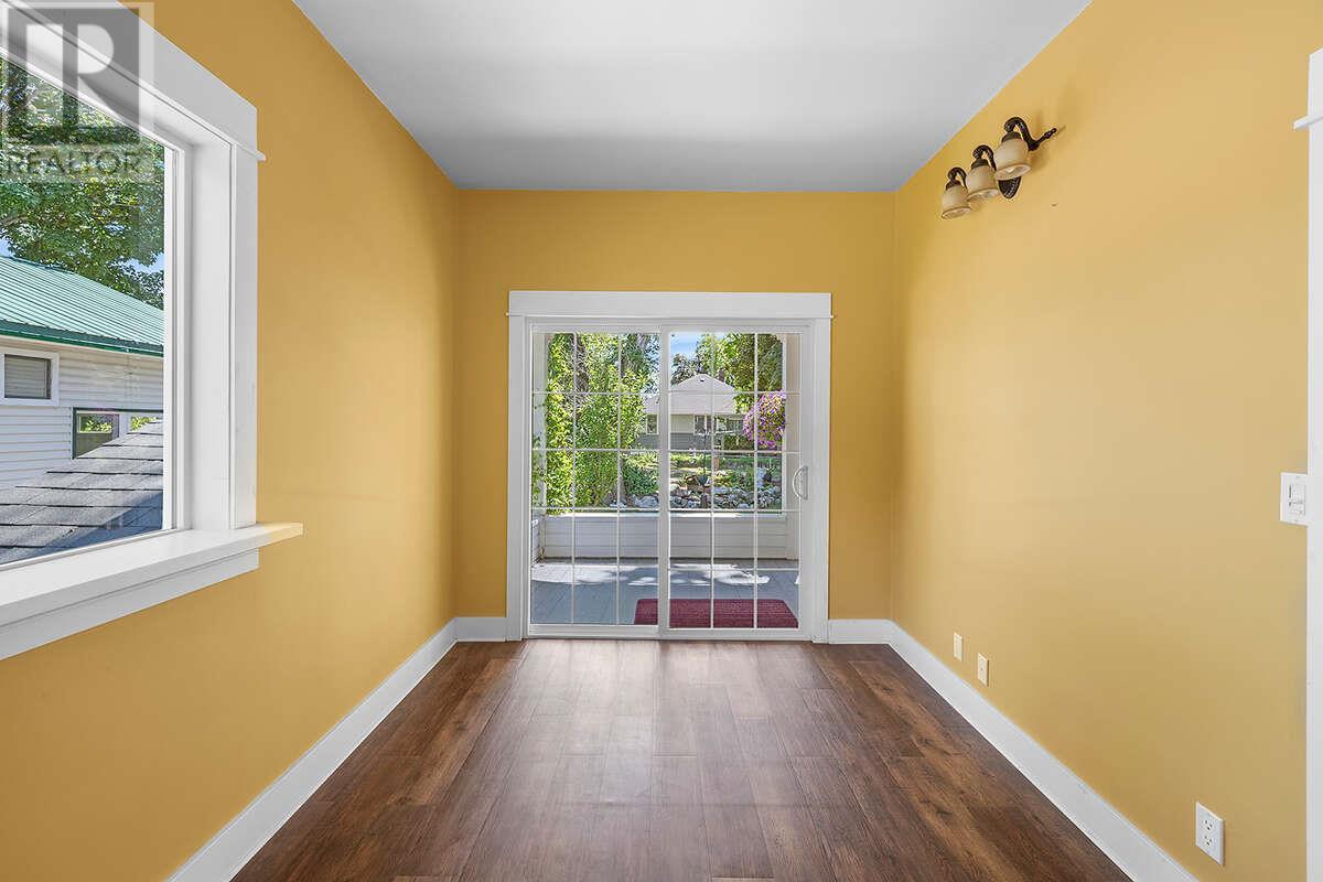 434 11th Avenue N, Creston