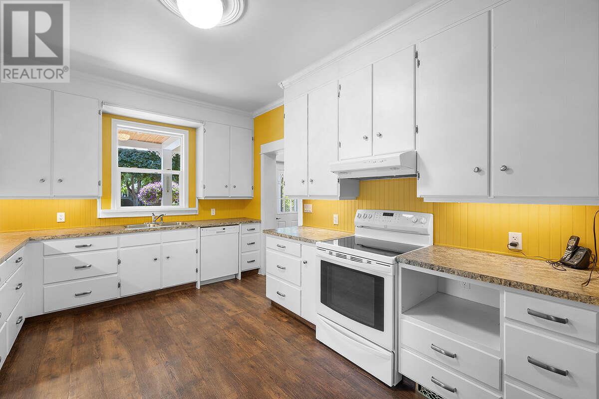 434 11th Avenue N, Creston
