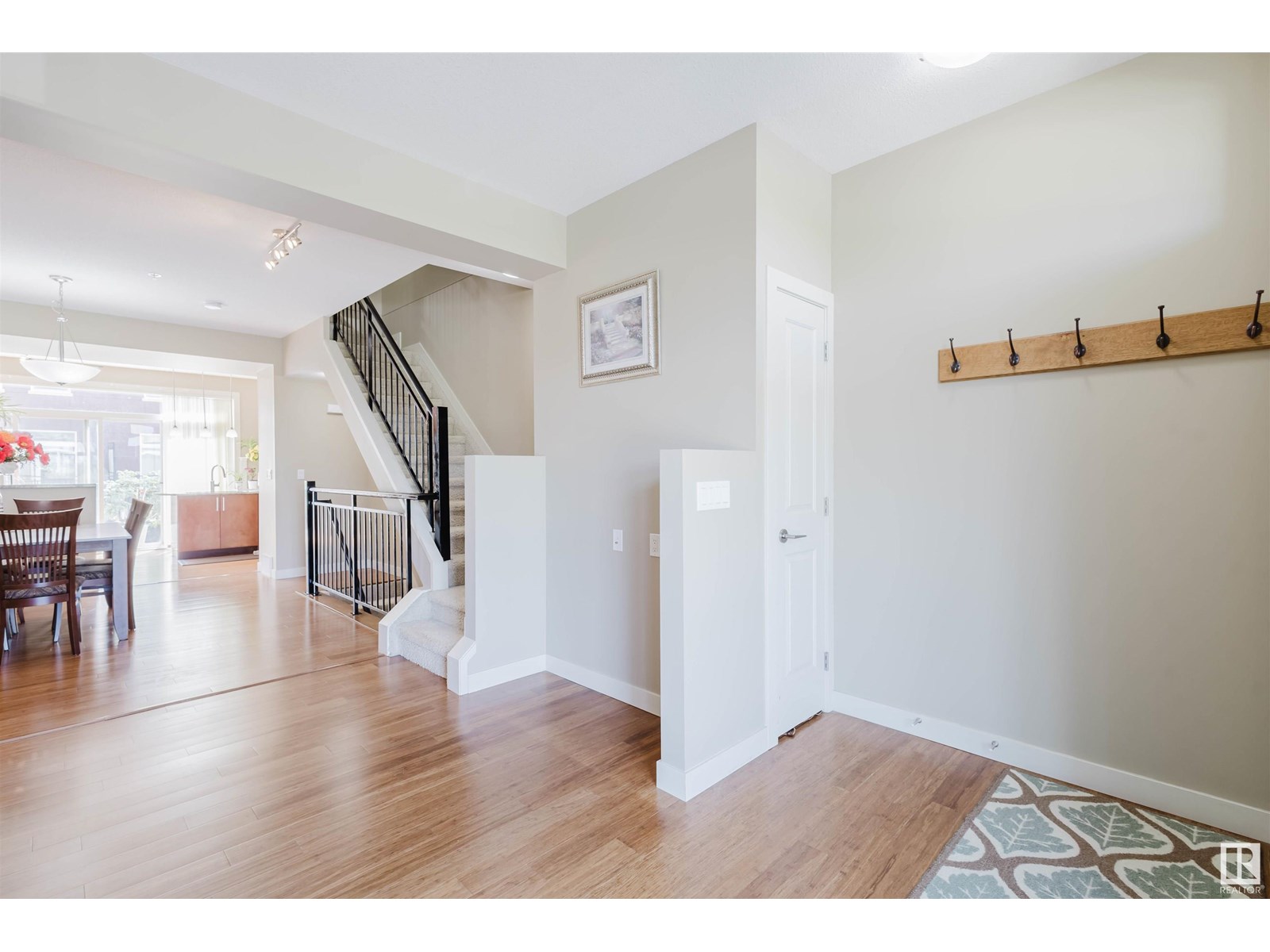 Photo 30 of 1633 Cunningham Wy Sw, Edmonton AB