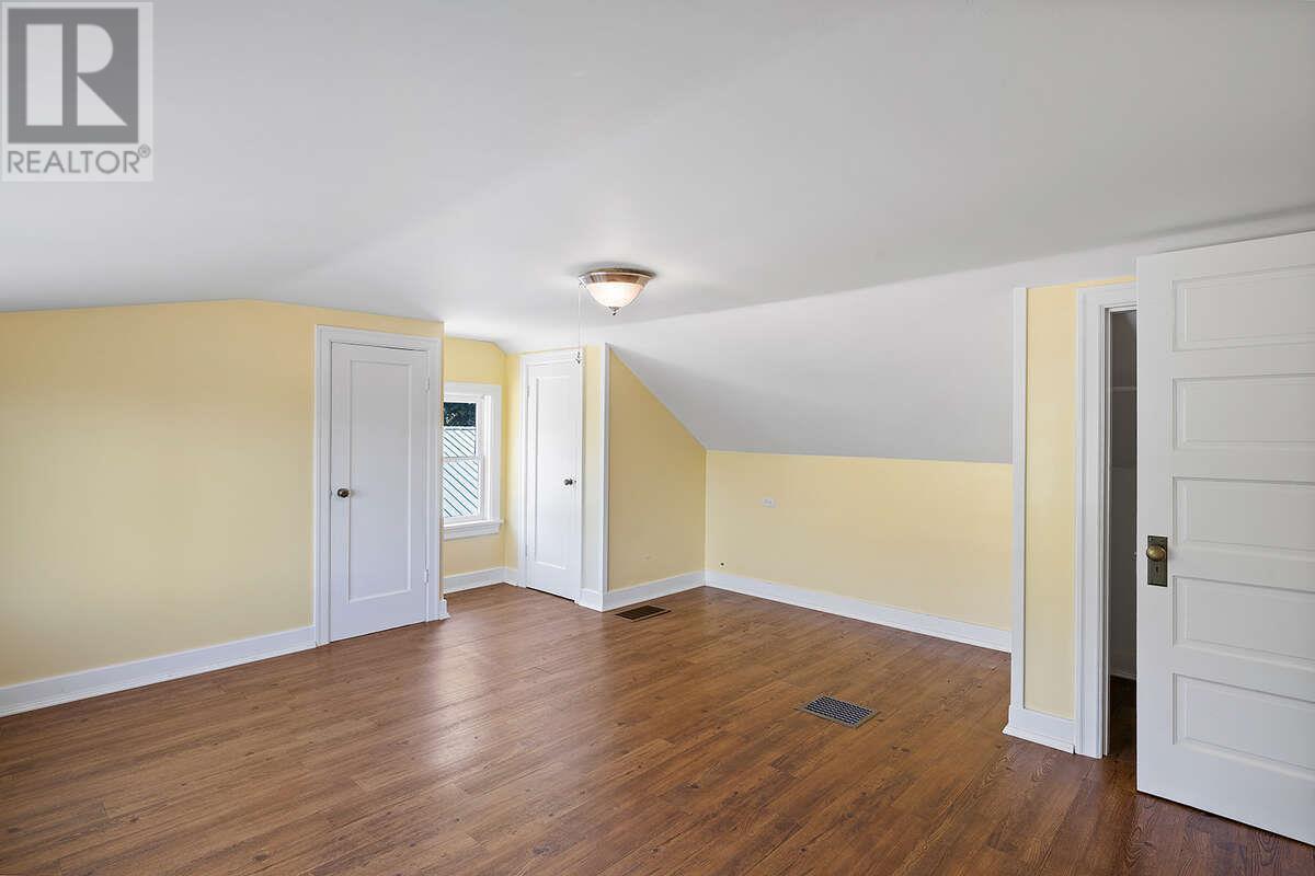 434 11th Avenue N, Creston