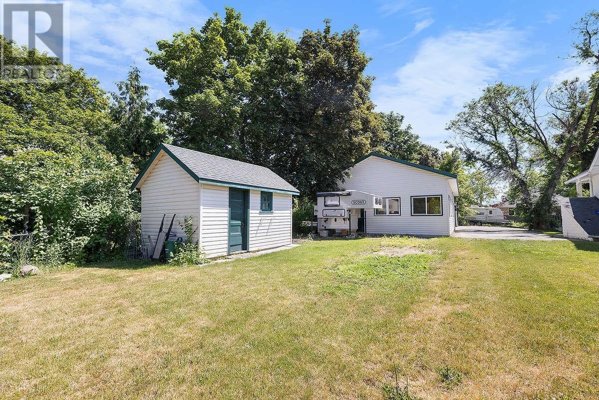 434 11th Avenue N, Creston