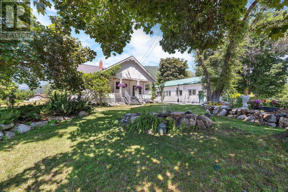 434 11th Avenue N, Creston