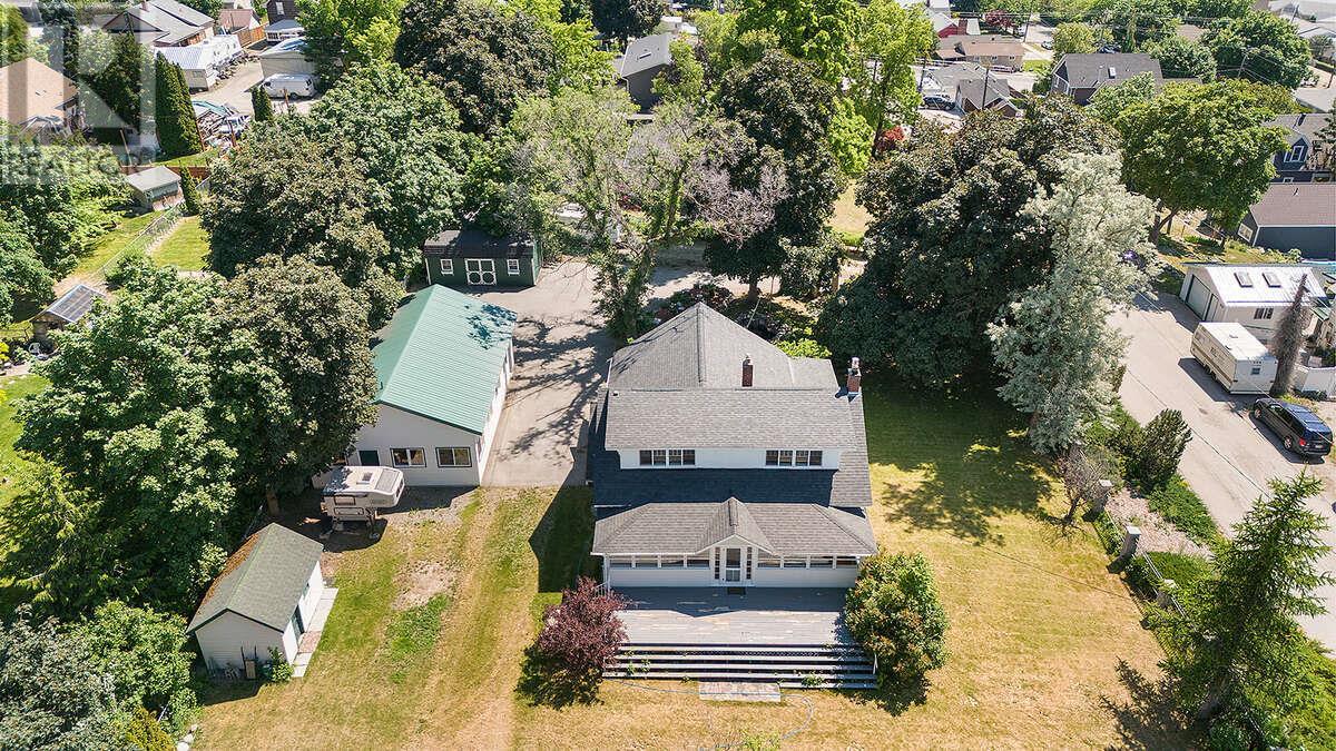 434 11th Avenue N, Creston