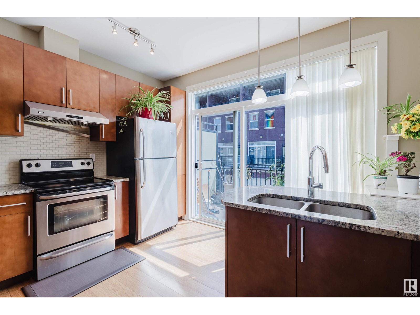 Photo 28 of 1633 Cunningham Wy Sw, Edmonton AB