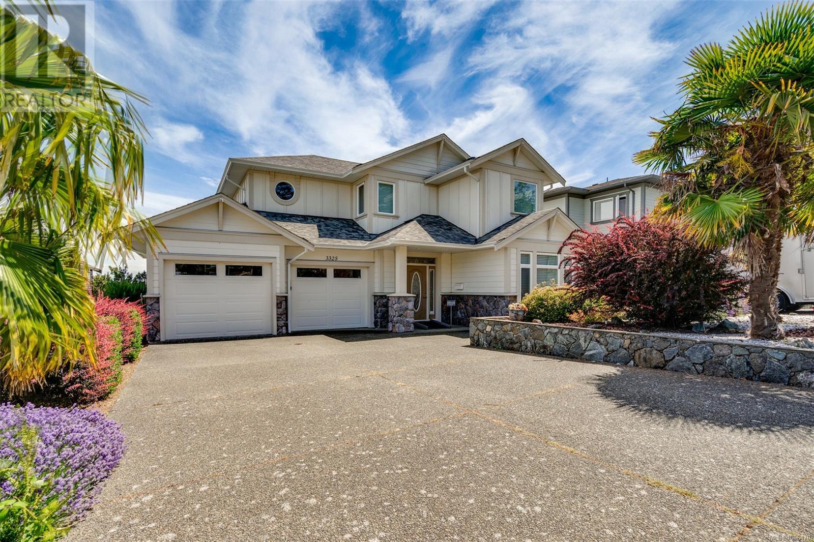 Photo 40 of 3325 Aloha Ave, Colwood BC