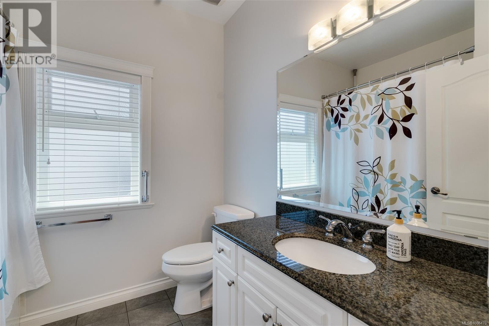 Photo 19 of 3325 Aloha Ave, Colwood BC