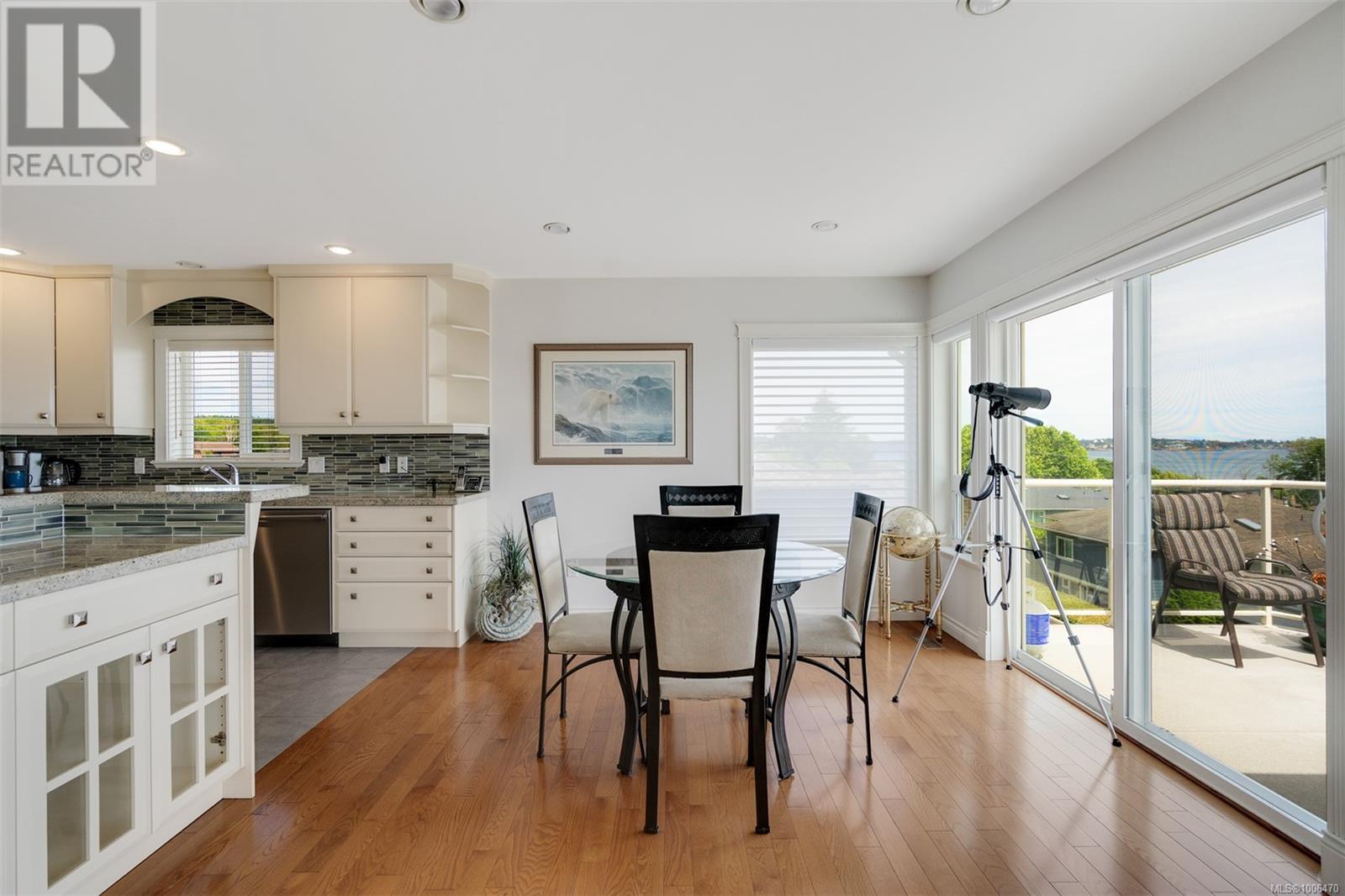 Photo 16 of 3325 Aloha Ave, Colwood BC