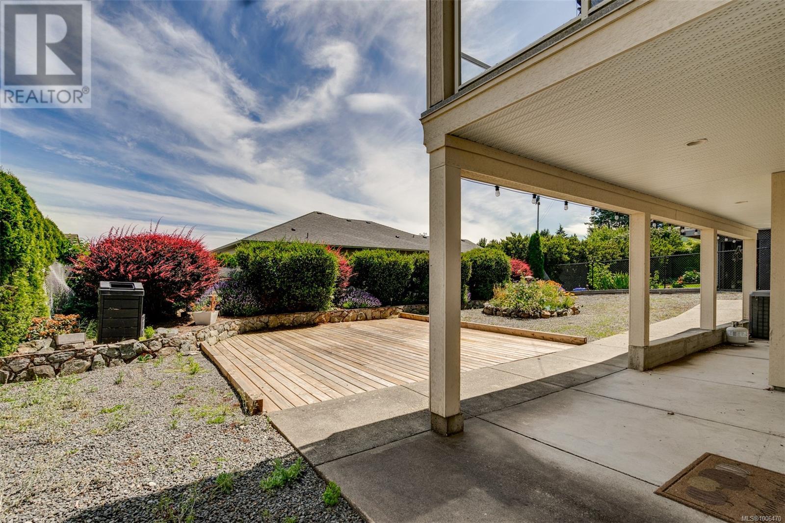Photo 32 of 3325 Aloha Ave, Colwood BC