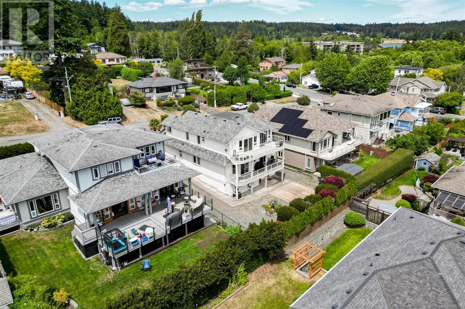 Photo 27 of 3325 Aloha Ave, Colwood BC