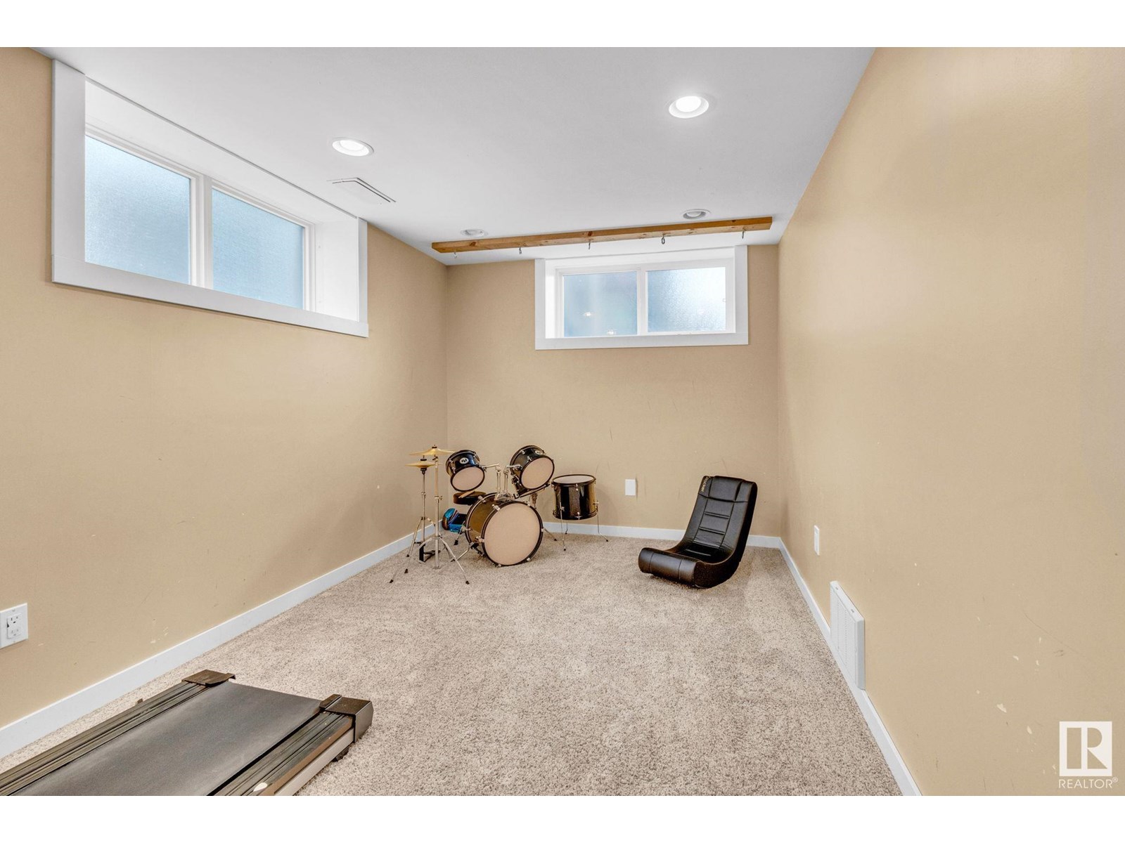 Photo 20 of 10950 117 St Nw, Edmonton AB