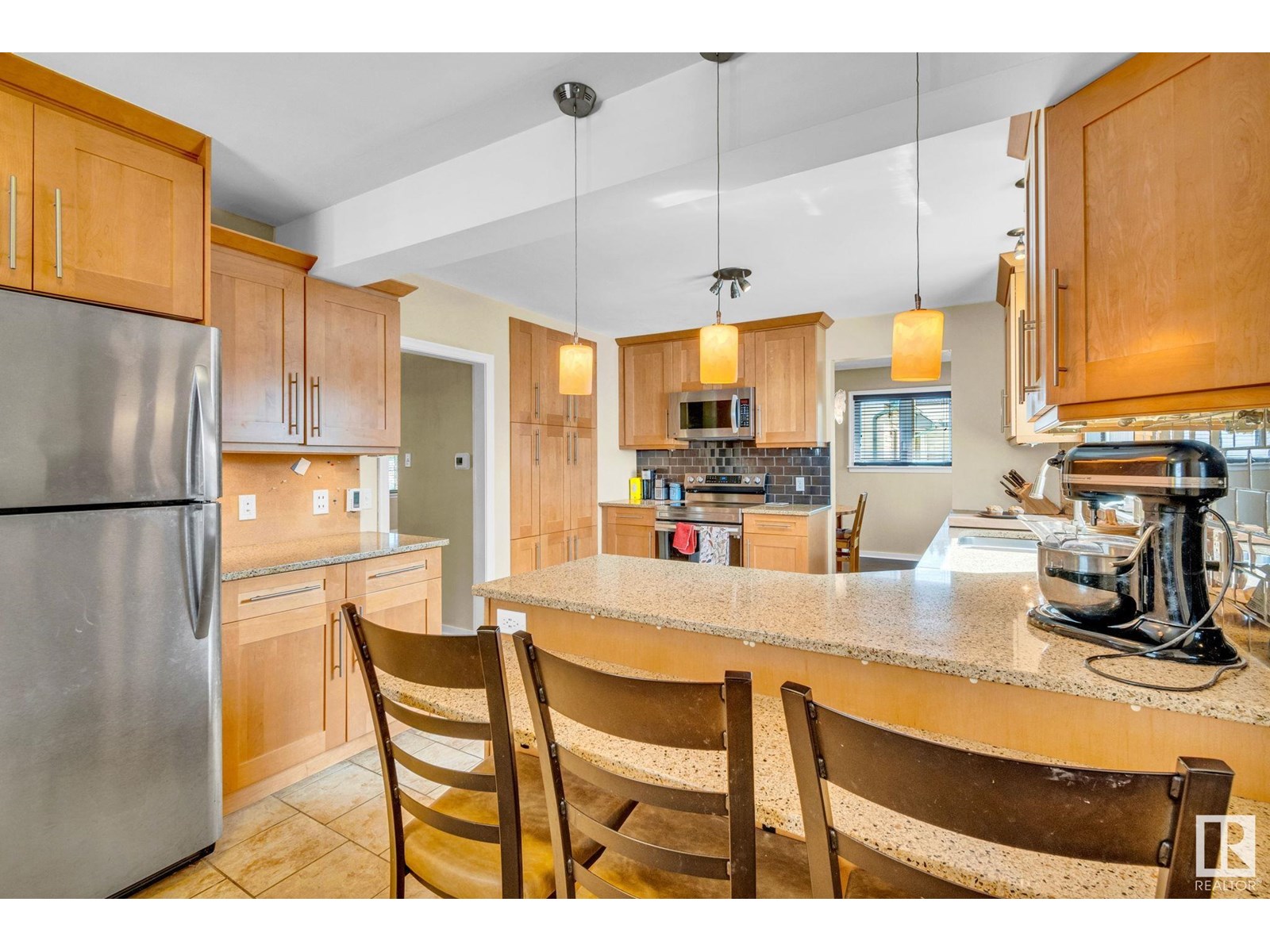 Photo 26 of 10950 117 St Nw, Edmonton AB