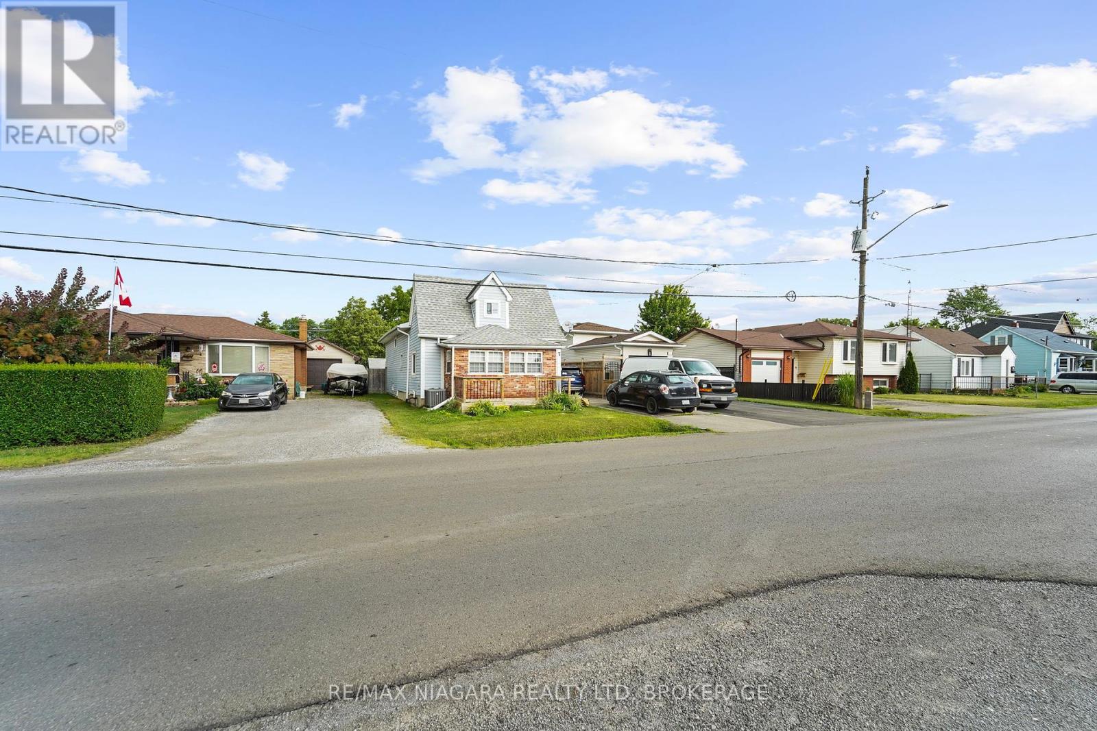 Photo 48 of 7 Bloomfield Avenue, St Catharines ON