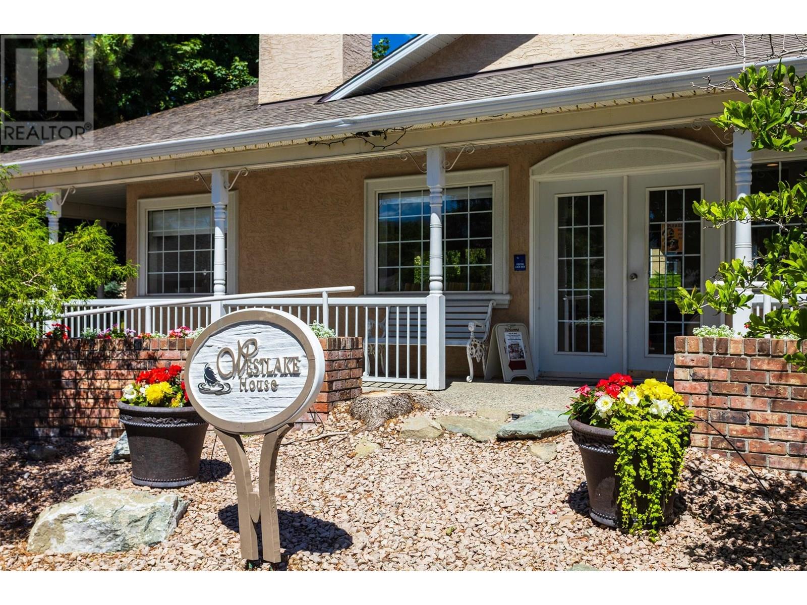 102 2250 Louie Drive, Westbank