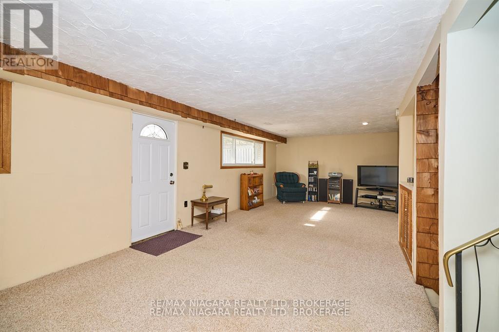 Photo 22 of 7040 Woodington Road, Niagara Falls ON