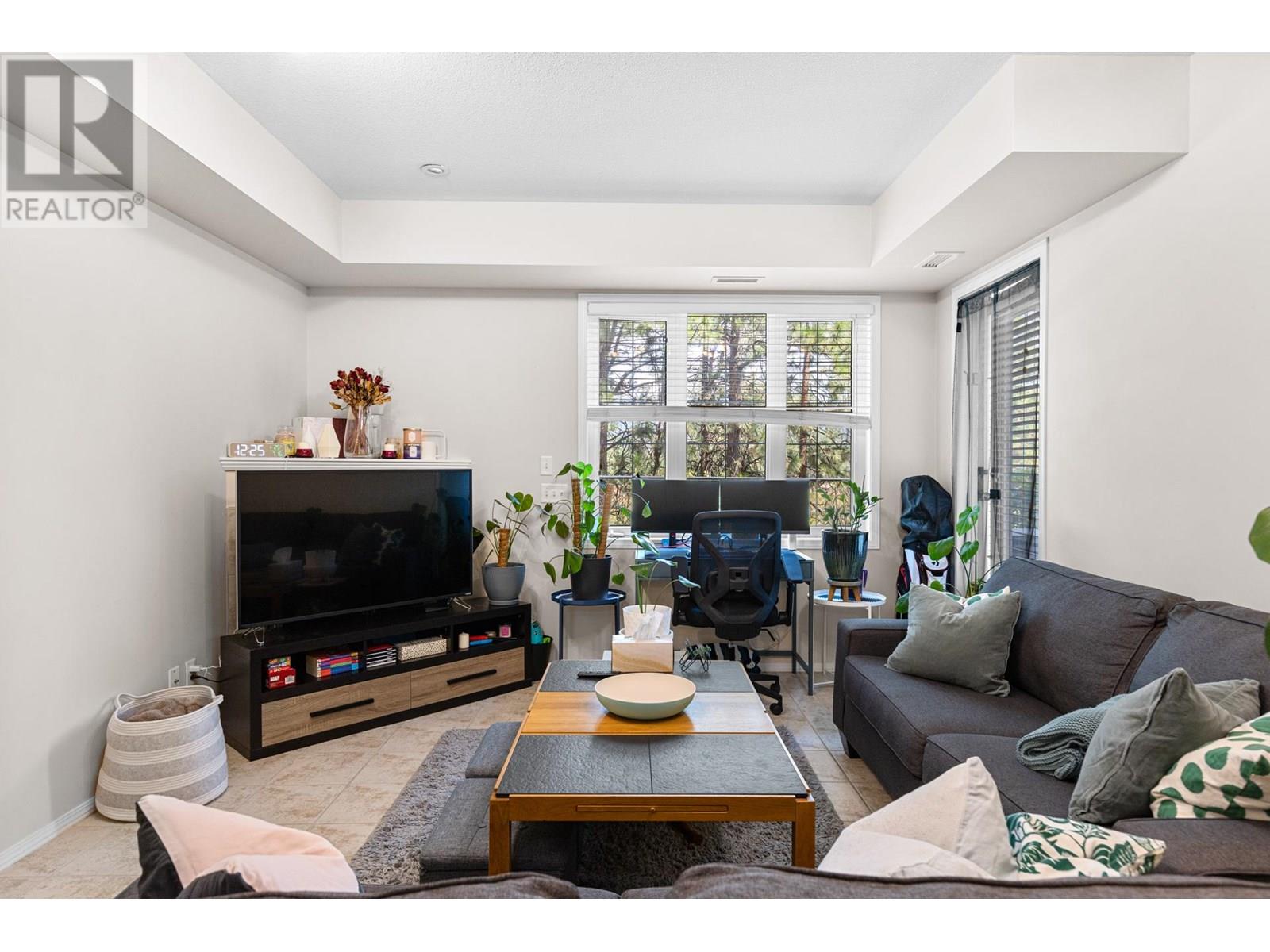#2106 3178 VIA CENTRALE DRIVE - Image 14