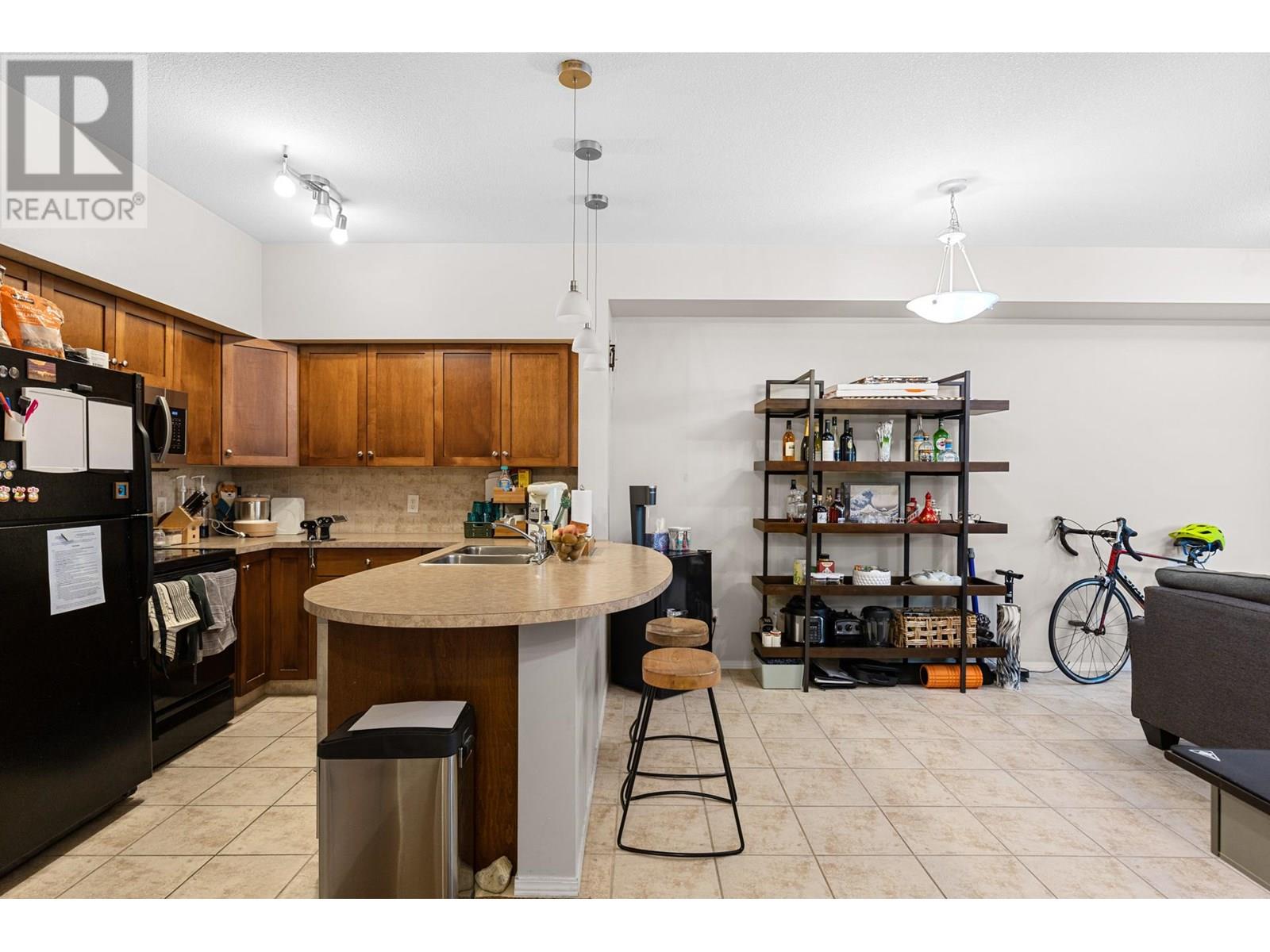 #2106 3178 VIA CENTRALE DRIVE - Image 23