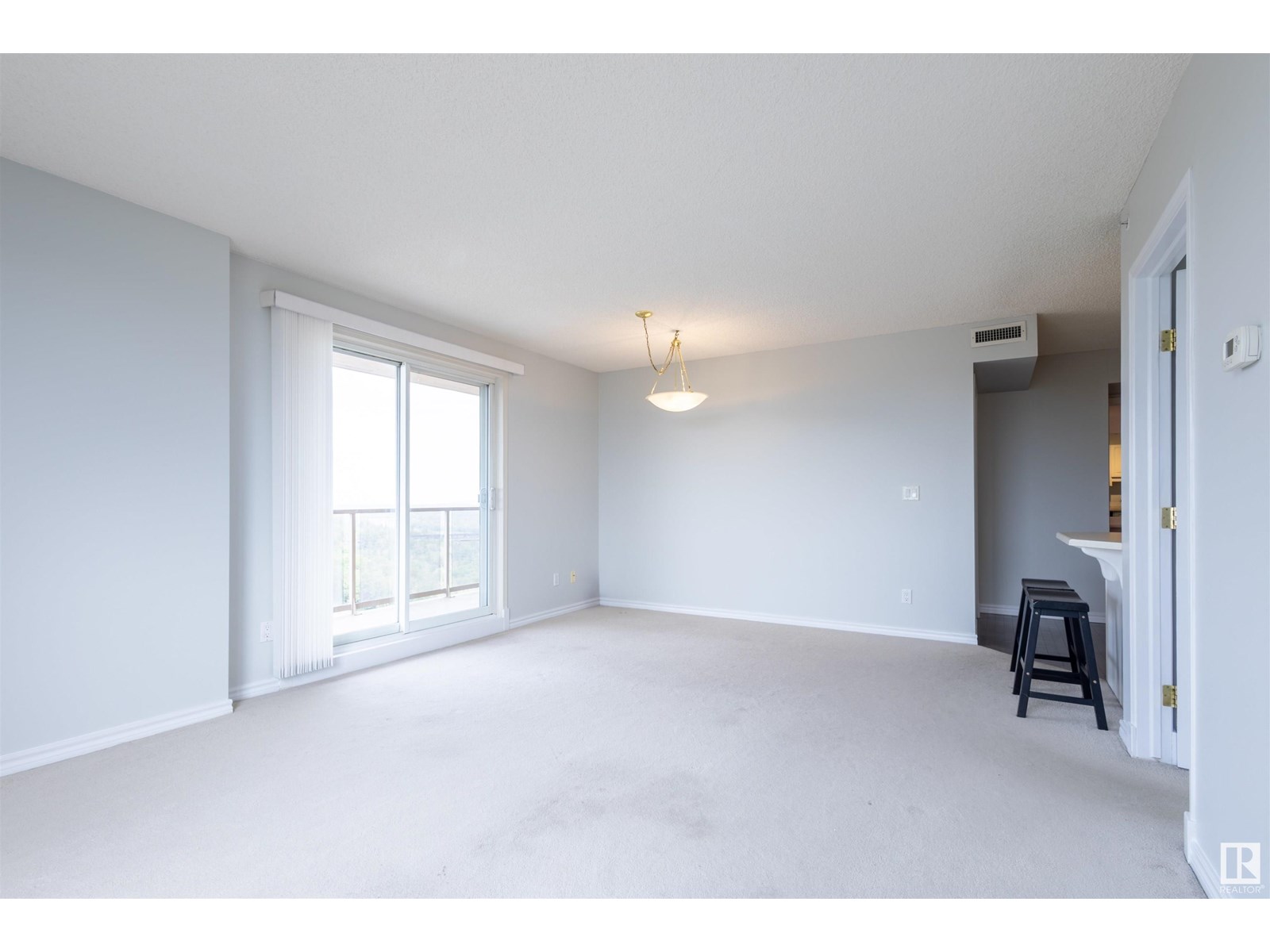 Photo 16 of 1101 10649 Saskatchewan Dr Nw, Edmonton AB
