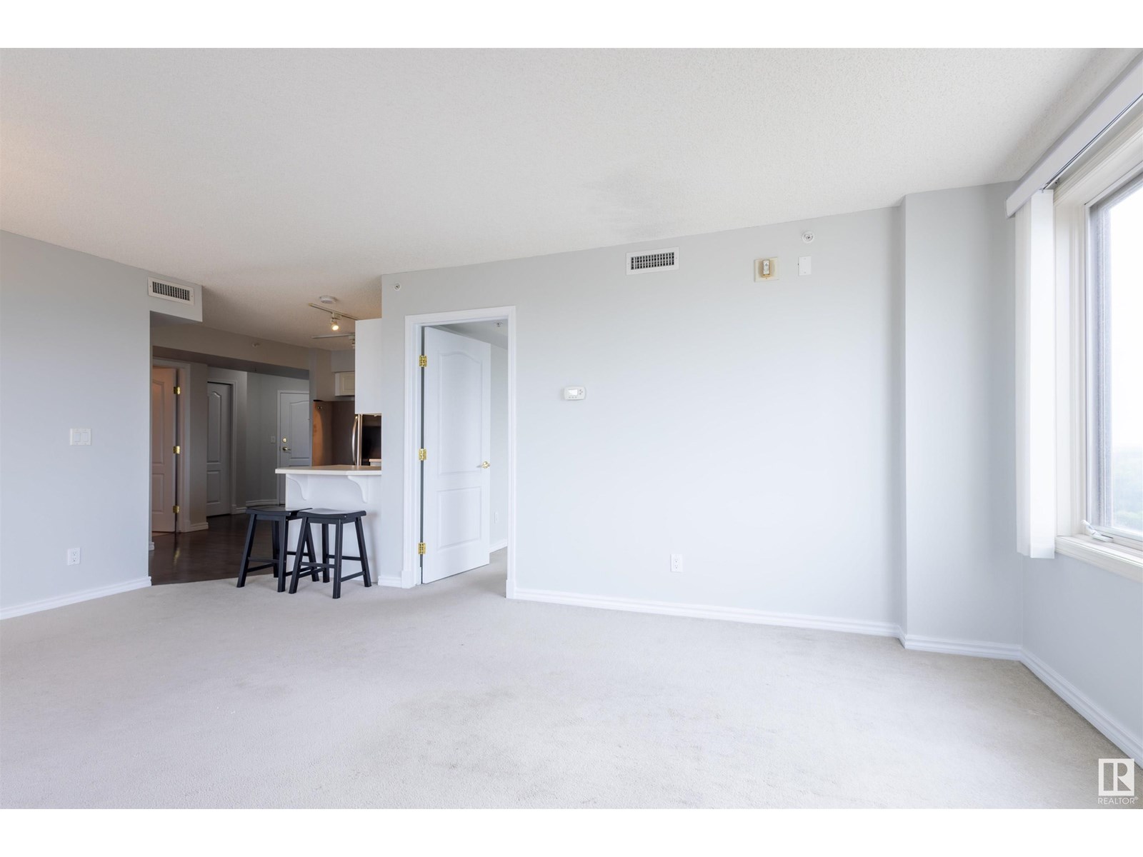 Photo 17 of 1101 10649 Saskatchewan Dr Nw, Edmonton AB