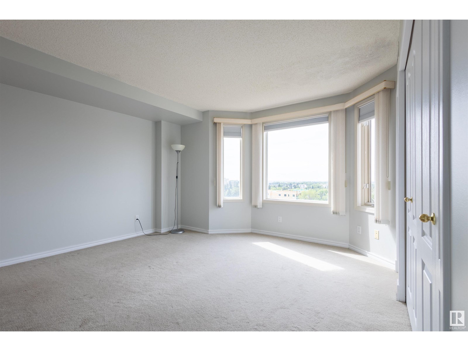 Photo 21 of 1101 10649 Saskatchewan Dr Nw, Edmonton AB