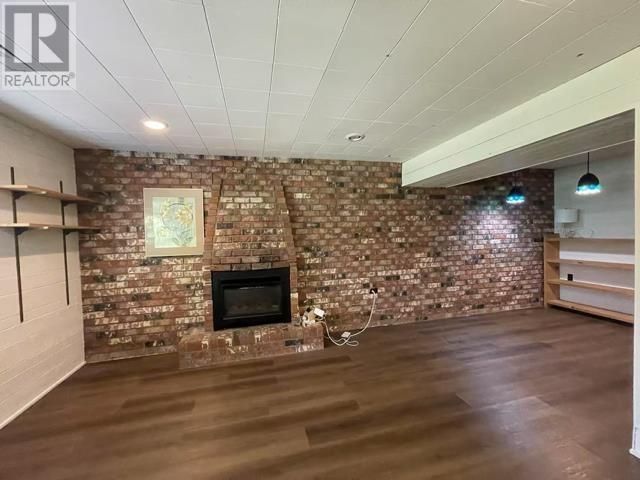 Photo 7 of Main Floor 3583 W 50th Avenue, Vancouver BC