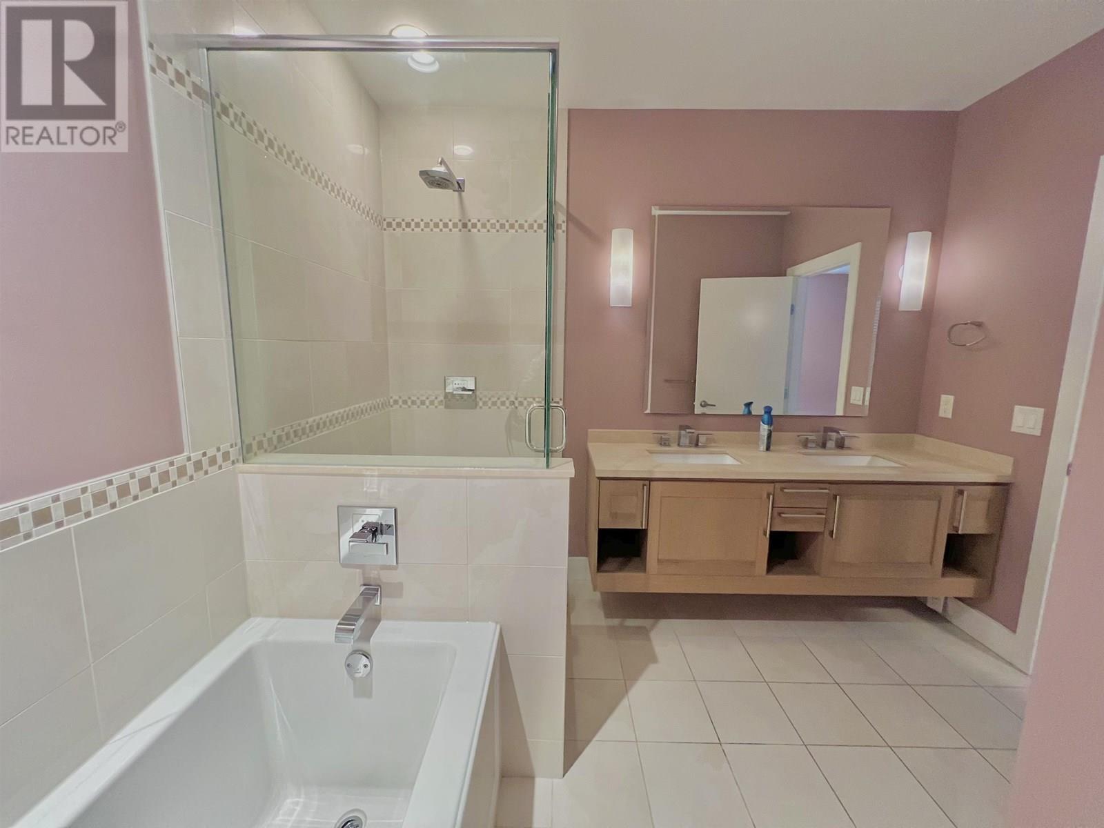 23 5879 GRAY AVENUE, Vancouver