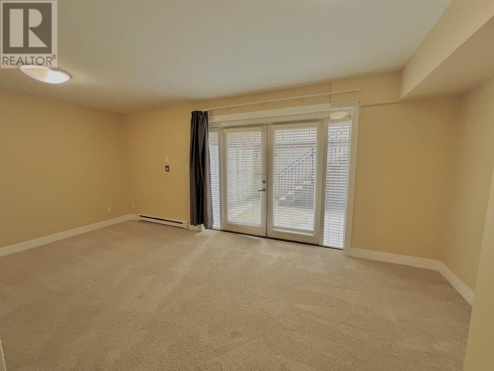 23 5879 GRAY AVENUE, Vancouver