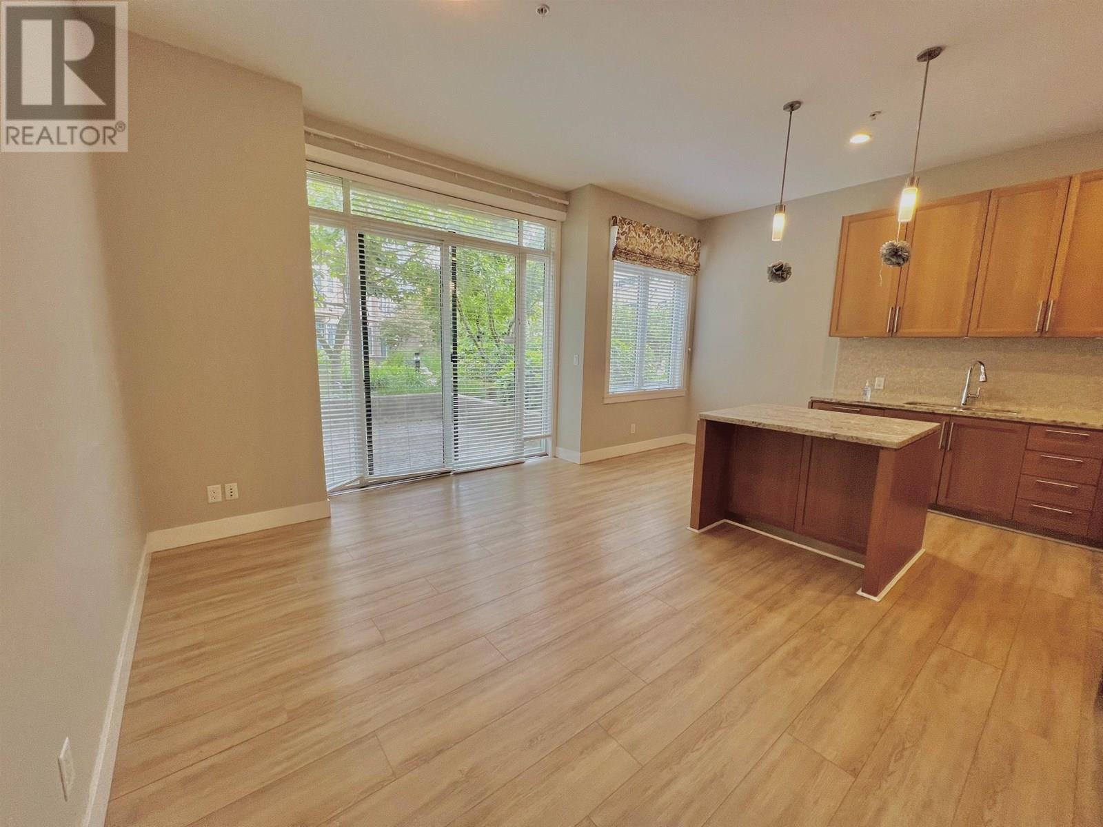 23 5879 GRAY AVENUE, Vancouver