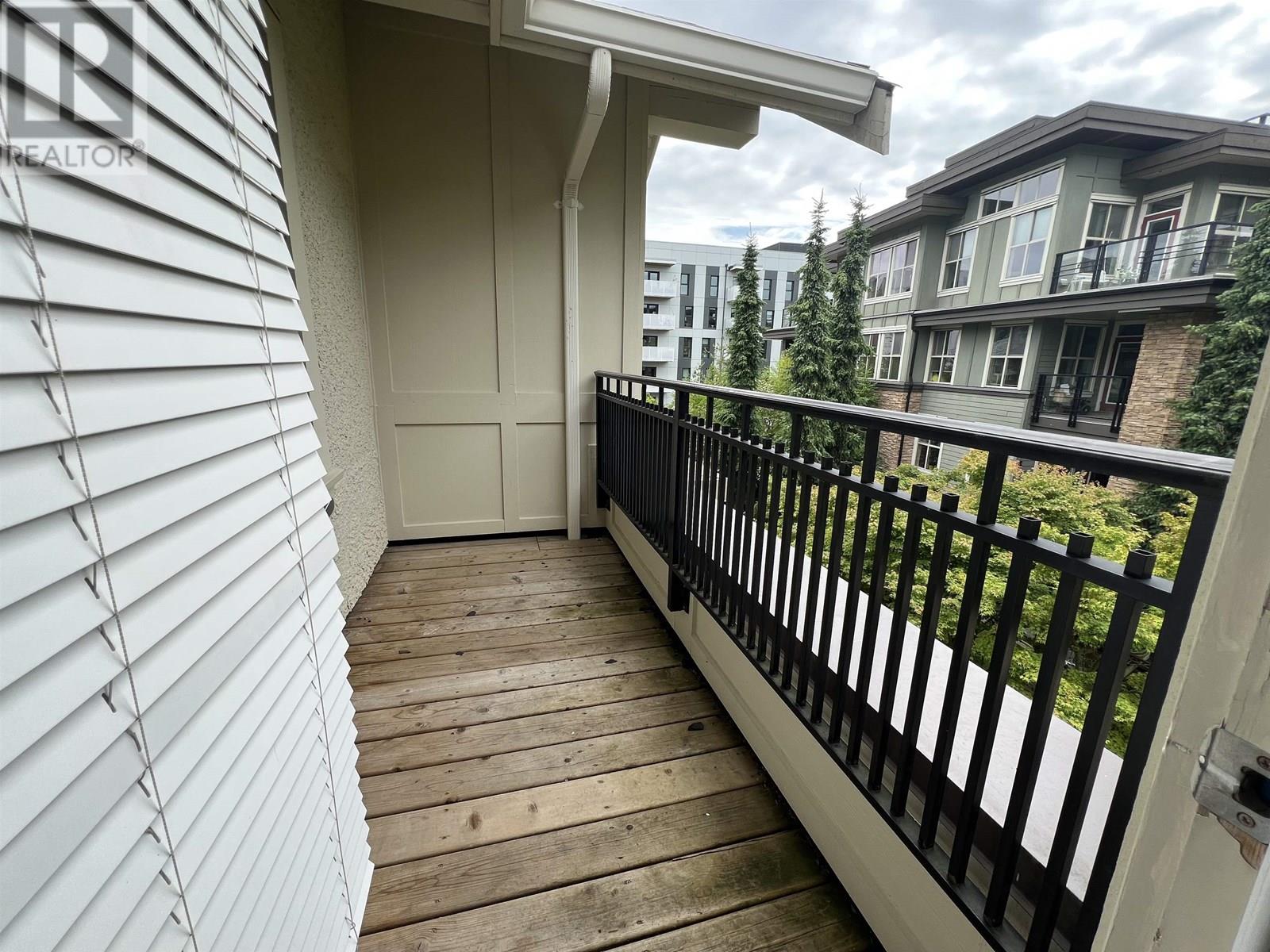 23 5879 GRAY AVENUE, Vancouver